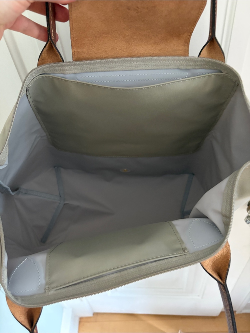 NWOT Longchamp • Le Pliage Large Tote in Pebble - Picture 5 of 9